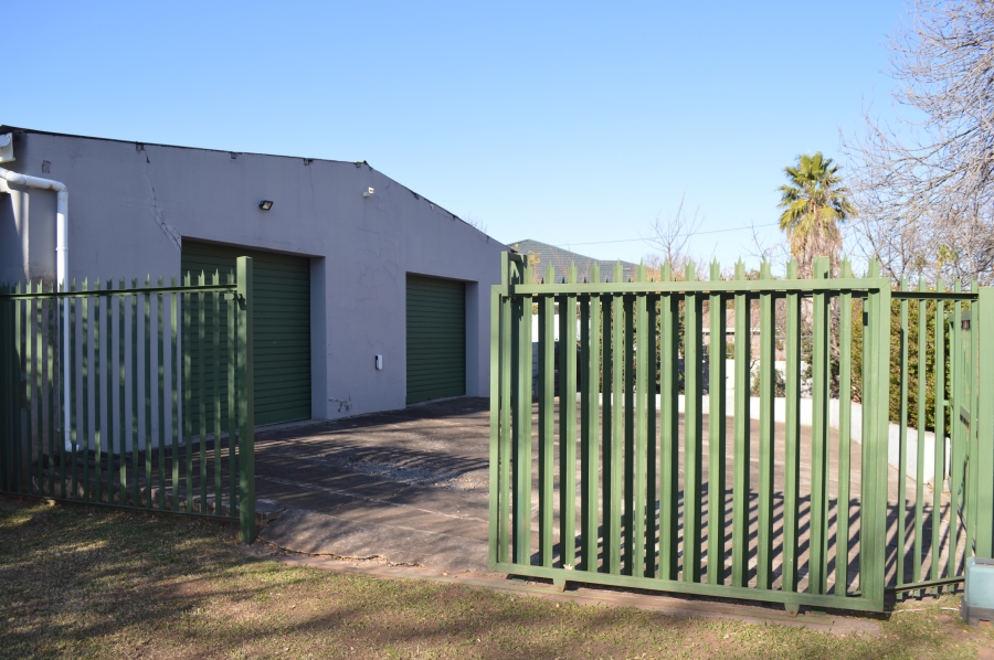 4 Bedroom Property for Sale in Bergsig Eastern Cape